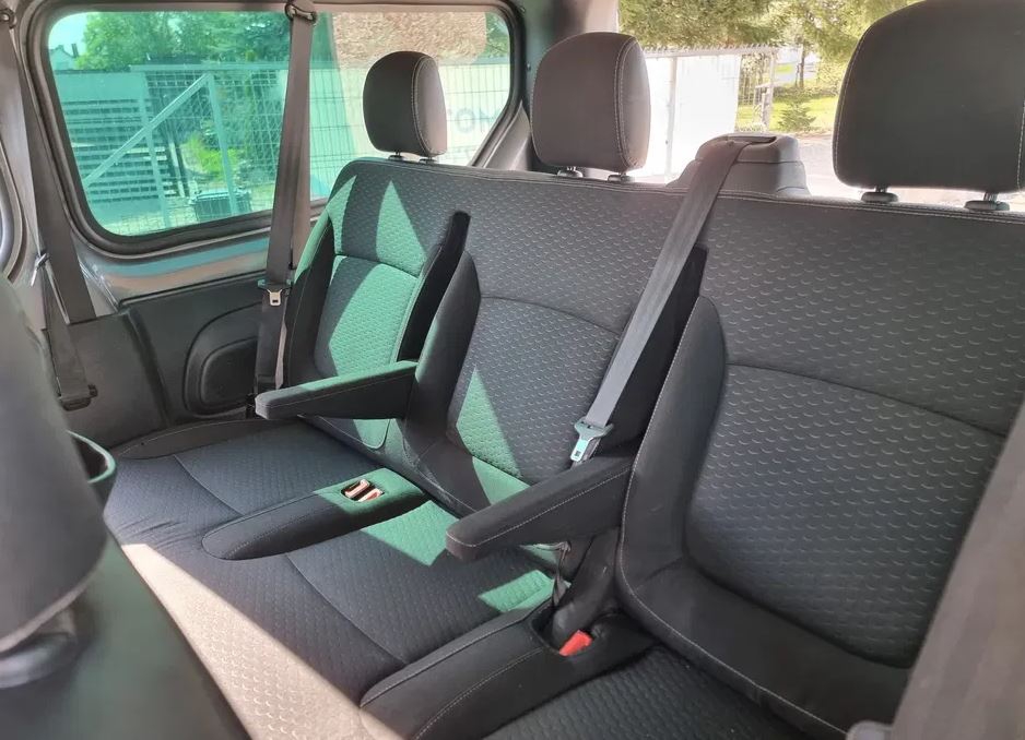 Vivaro 3