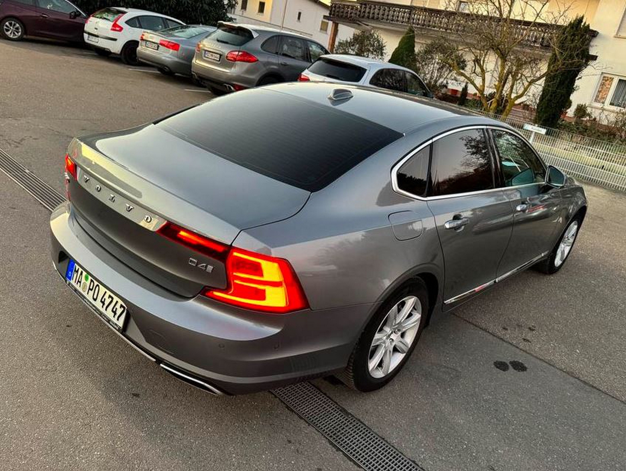 Volvo S90 16
